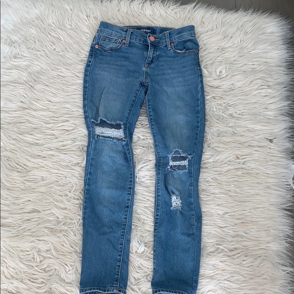old navy ripped jeans!!